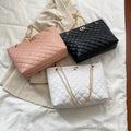 Chain hand tote