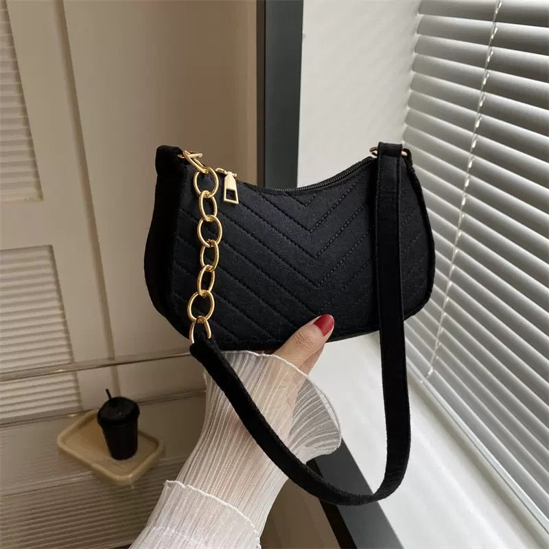 chain sling bag