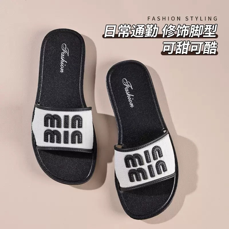 Min-min slippers