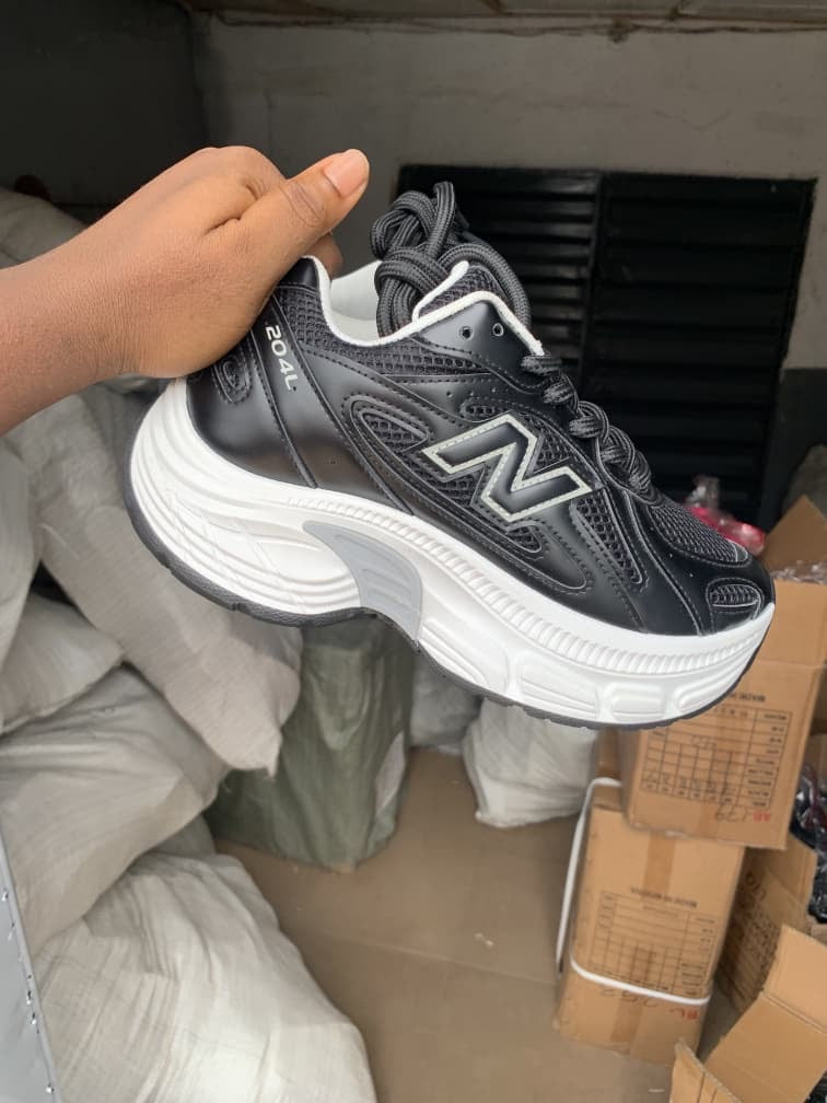 Sneaker 2